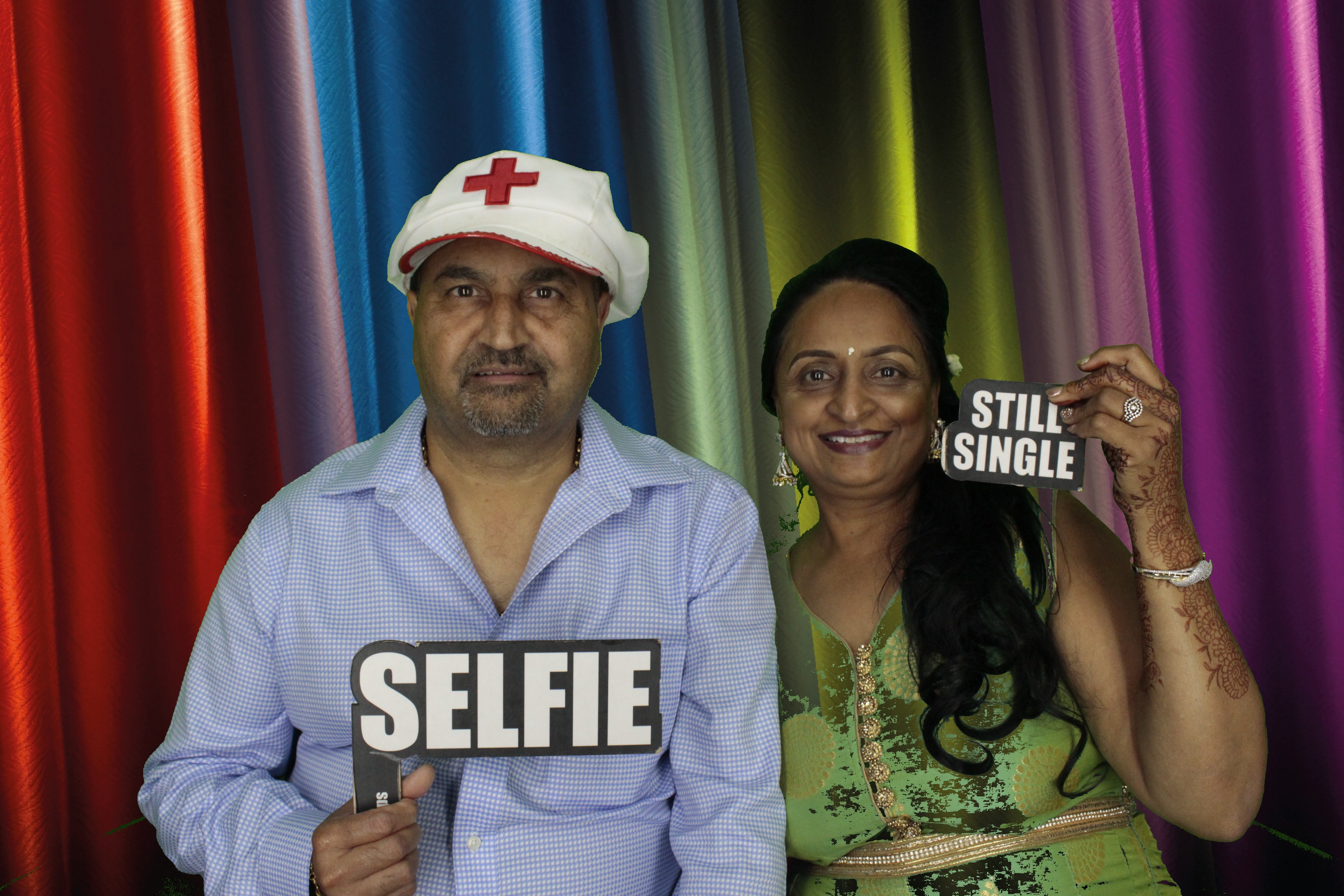 Bhavin & Yasmin’s Wedding | View more photos from the event at gallery.myphotoboothexperience.co.uk/u/MyPhotoBoothExperienceLtd/Bhavin-Yasmin’s-Wedding